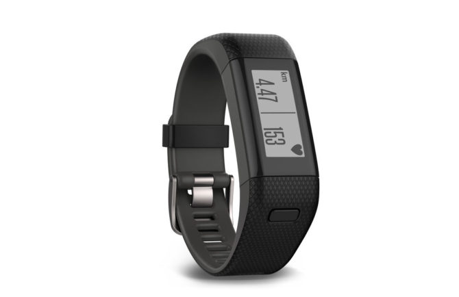 Vivosmart HR+ distance and heart rate display