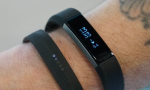 Fitbit Alta HR (right): heart rate display