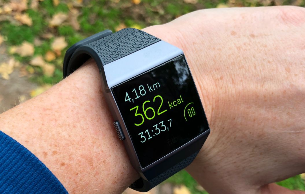 fitbit ionic always on display