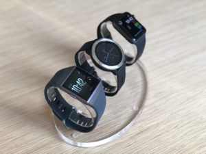 Fitbit Ionic vs Garmin Vivoactive 3 vs Apple Watch 3