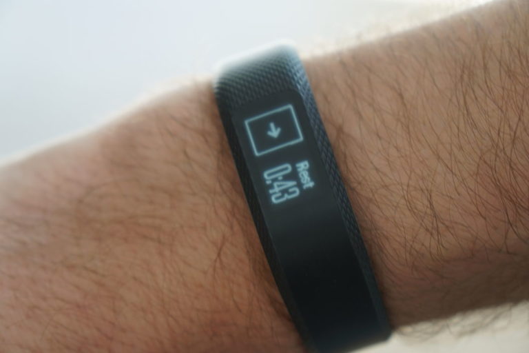 garmin vivosmart 3 strava